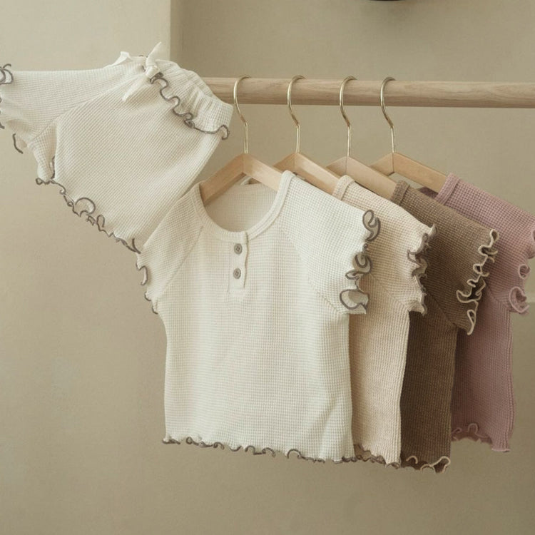 ID552 ルームウェア キッズ女の子 夏用 ワッフル生地 半袖Tシャツ＋ショートパンツ ルームウェア 2点セット ウェーブフリンジ ベビー服